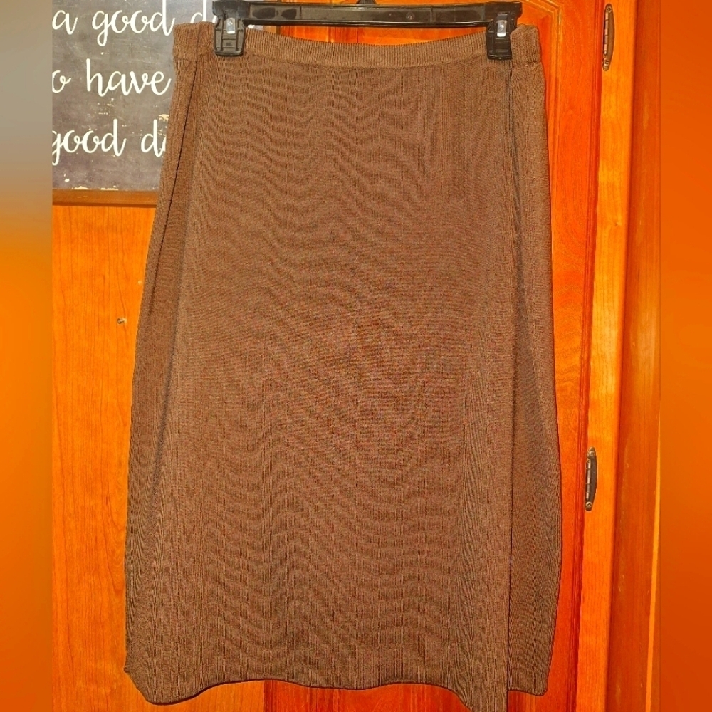 Grace Dane Lewis Elegant Brown Midi Skirt In A Size XL. NWT.